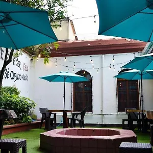  Couette-café 4 Grados Hostal